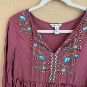 Embroidered flowy dress!